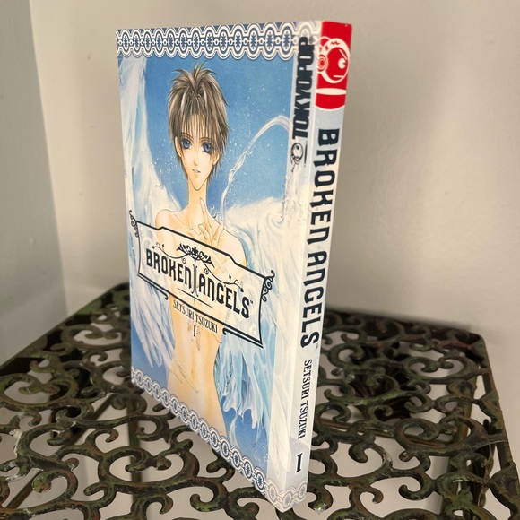 ๐3 for $20 Manga DEAL!๐ TOKYOPOP Broken Angels By Setsuri Tsuzuki Volume 1 - Picture 3 of 4